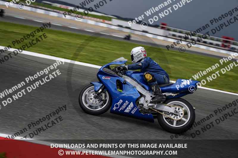 cadwell no limits trackday;cadwell park;cadwell park photographs;cadwell trackday photographs;enduro digital images;event digital images;eventdigitalimages;navarra;no limits trackdays;peter wileman photography;racing digital images;trackday digital images;trackday photos